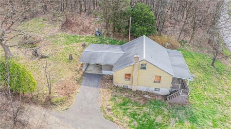 278 Aley Hill Road Big Beaver PA 15010
