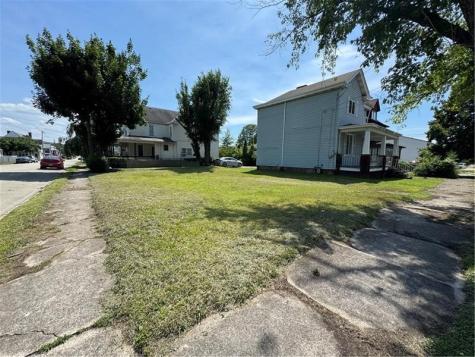 113 Washington Avenue Connellsville PA 15425
