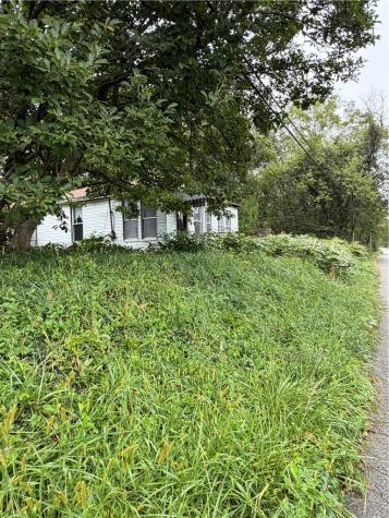 88 Ridge Road Forward Township PA 15063