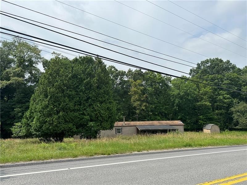 5676 Pa 711 St Clair Township PA 15944