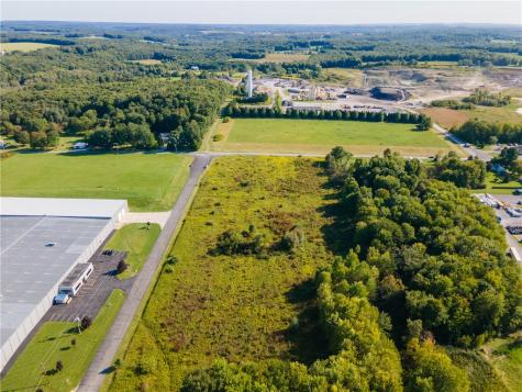 125 Hardinger Boulevard Barkeyville PA 16127