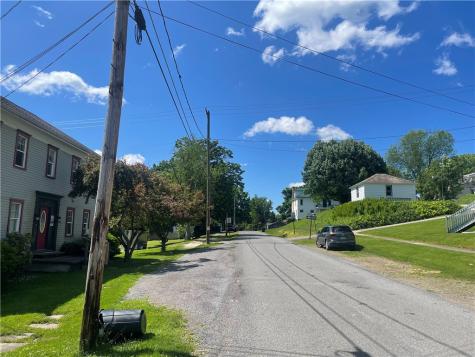 137 N Otter Street Mercer Boro PA 16137