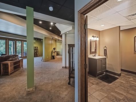 166 Mckay Road Clinton Township PA 16056
