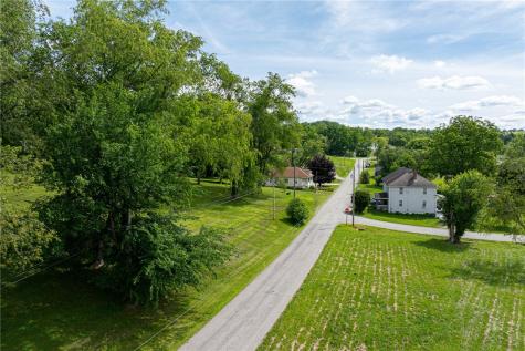 60 Woodrow Drive Avella PA 15340