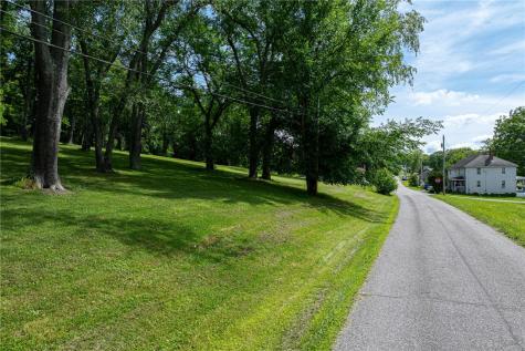 60 Woodrow Drive Avella PA 15340