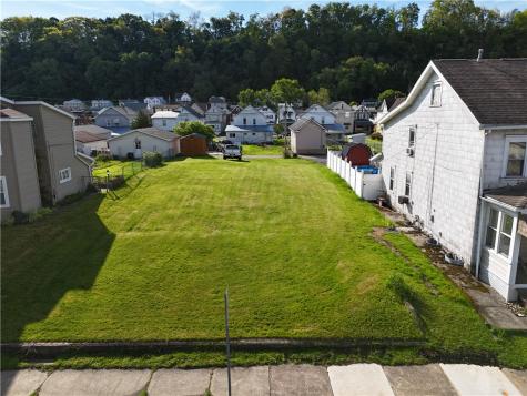808-810 5th Avenue Ford City Boro PA 16226