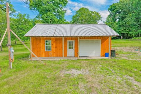 325 Oakdale Road Darlngtn Township PA 16115
