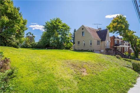 2823 Crosby Avenue Dormont PA 15216