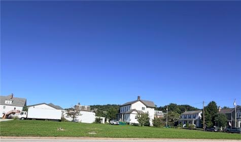 213 W 3rd Avenue Derry Boro PA 15627