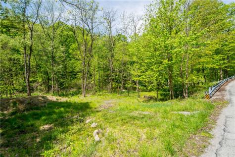 152 Chapel Hill Road Claysville PA 15323