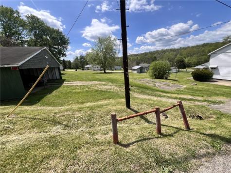 616 Fourth Street Nicholson Township PA 15461