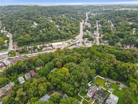 651 Fargo Way Homewood Brushton PA 15221