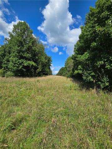 139 Pallack Lane Lancaster Township PA 16037