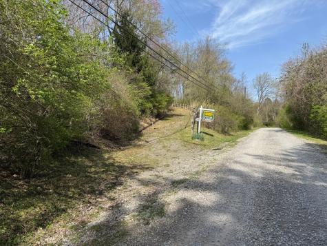55 Dietrich Fox Chapel PA 15238