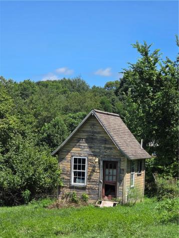 160 Derry Ridge Road Fairfield Township PA 15658