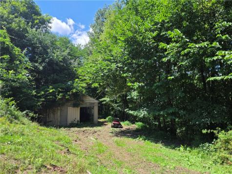 160 Derry Ridge Road Fairfield Township PA 15658