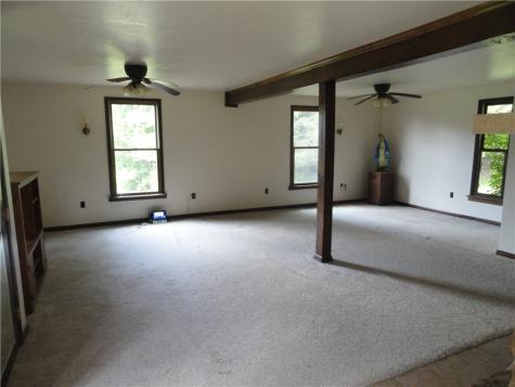 1074 Annisville Road Washington Township PA 16050