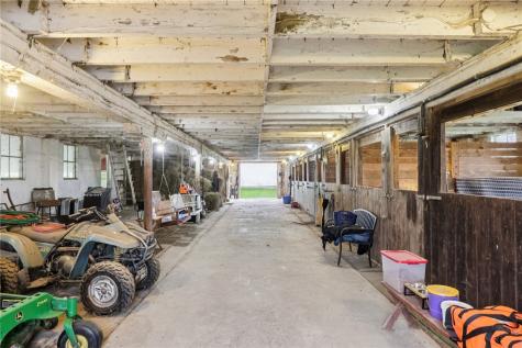 718 Mcdowell Road Hickory Township PA 16156