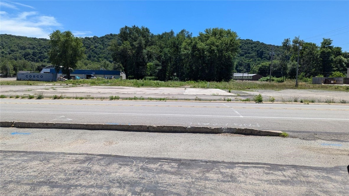 2106 River Road North Apollo PA 15673