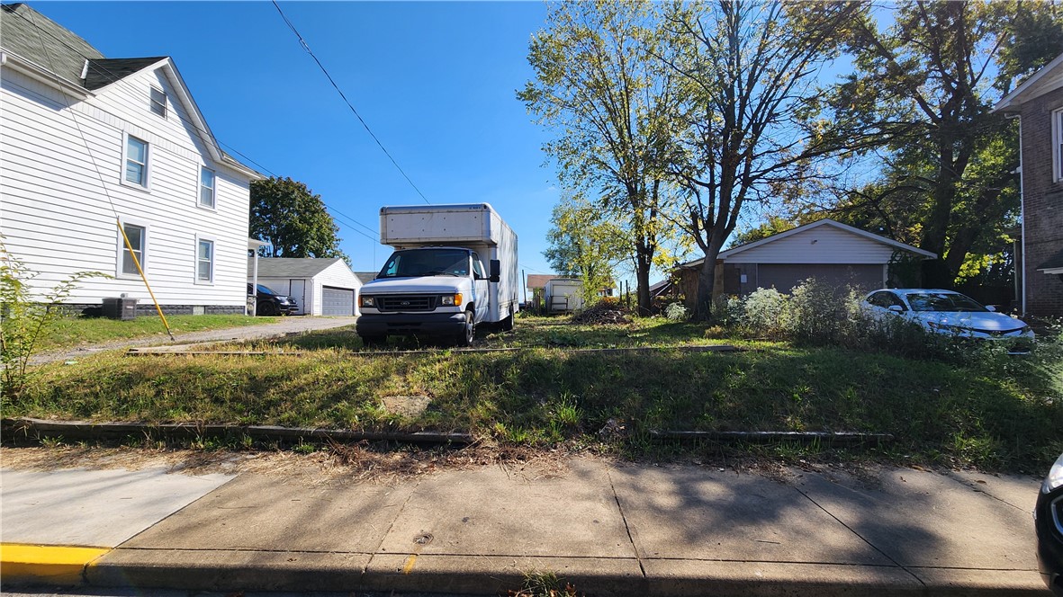 267 Reno Street Rochester PA 15074