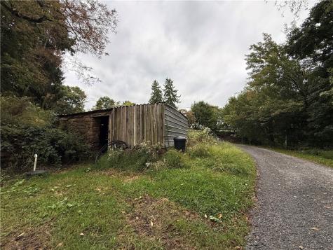 117 Heinz Camp Road Perry Township PA 16051