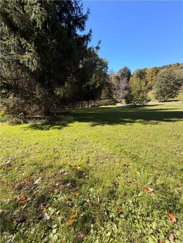 Lot# 11a Hemlock Way South Franklin PA 15301