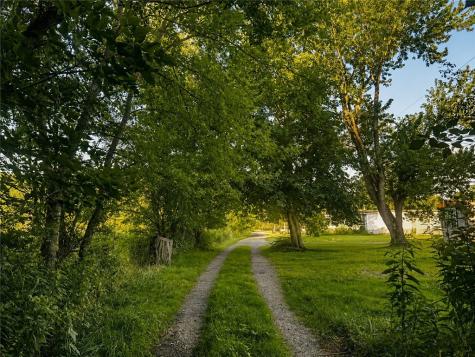 518 Shadyrest Road Franklin Township PA 16117