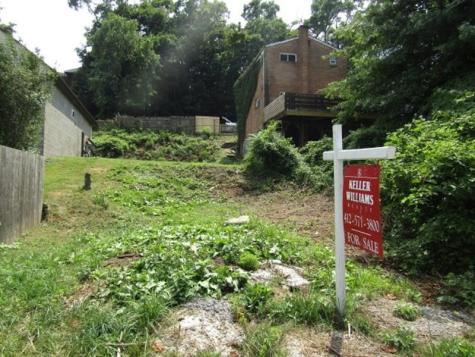 7231 Baker Street Morningside PA 15206