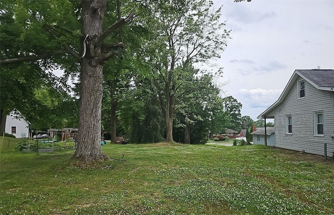 132 E Northview Avenue New Castle PA 16105