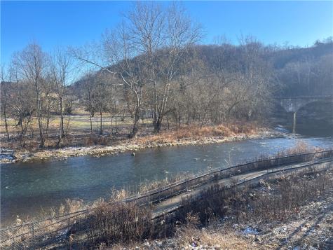 132 Sugar Lane Clarksville PA 15322