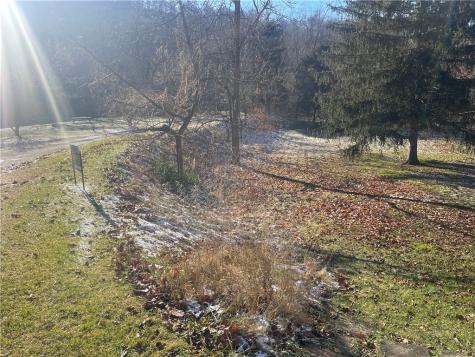 132 Sugar Lane Clarksville PA 15322