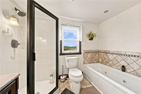 20 Mavor Lane Hopewell PA 15312