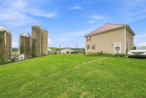 20 Mavor Lane Hopewell PA 15312