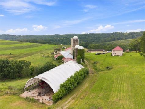 20 Mavor Lane Hopewell PA 15312