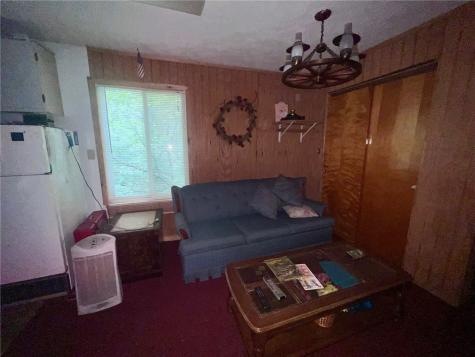 983 Lakewood Neshannock Falls Road Hickory Township PA 16105