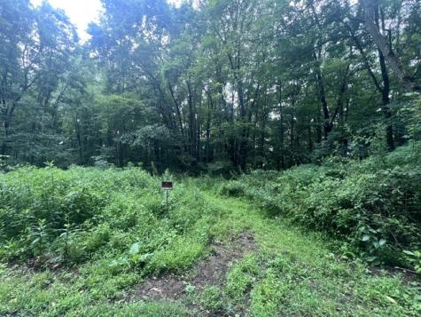 983 Lakewood Neshannock Falls Road Hickory Township PA 16105