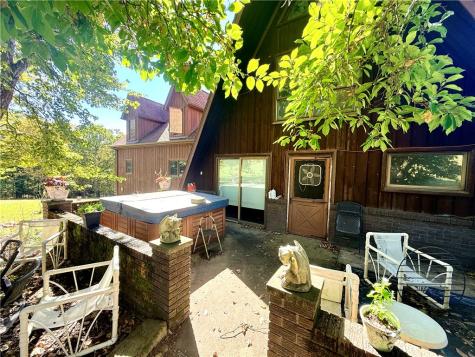 782 Sugar Run Road Nottingham PA 15330