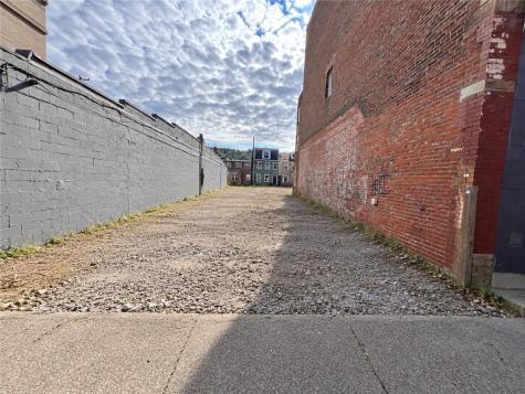 2524 E Carson Street South Side PA 15203
