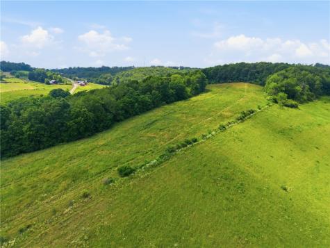 863 Pleasant Hill Perry Township PA 16123