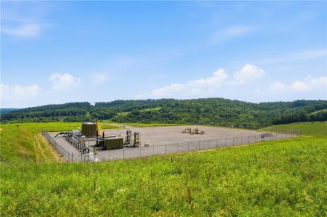 863 Pleasant Hill Perry Township PA 16123