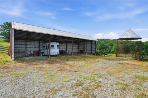 863 Pleasant Hill Perry Township PA 16123