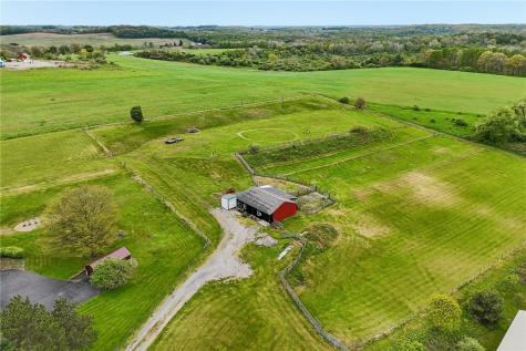 1636 Perry Highway Portersville Boro PA 16051