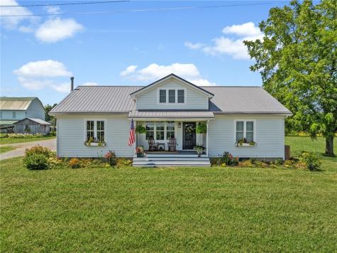 206 Lee Road Springfield Township PA 16127