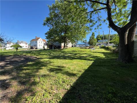 393 N Gallatin Avenue North Union Township PA 15401