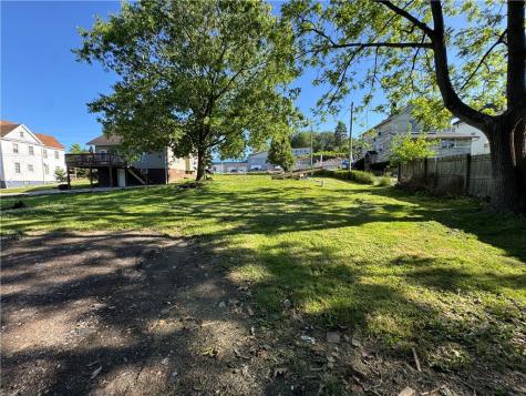 393 N Gallatin Avenue North Union Township PA 15401