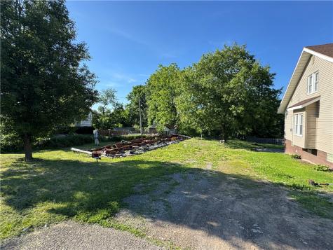 393 N Gallatin Avenue North Union Township PA 15401