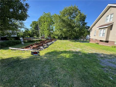393 N Gallatin Avenue North Union Township PA 15401