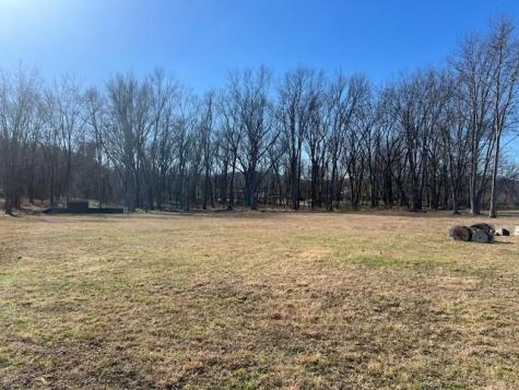 112 & 116 Lower River Road Luzerne Township PA 15433
