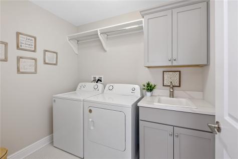 100 Penelope Court Peters Township PA 15367