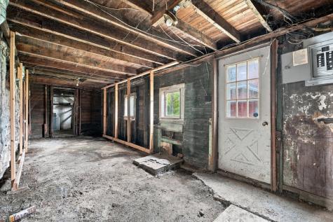 61 State Street Baden PA 15005